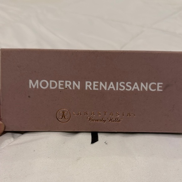 Anastasia Beverly Hills Modern Renaissance Palette - Picture 1 of 2